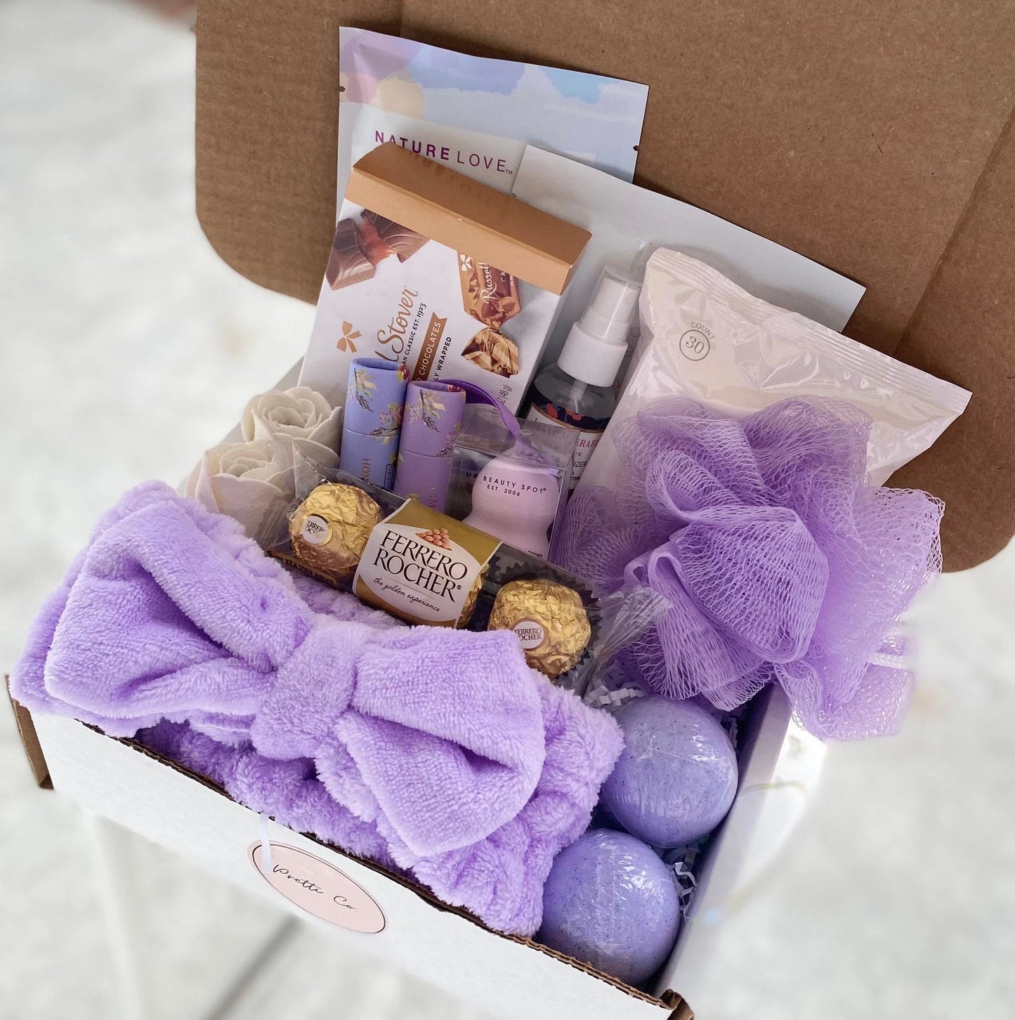 Lavender Pamper Hamper - A Self - Care Gift Hamper For Mom, Sister, Girlfriend and Birthday!
