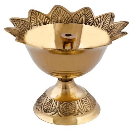 Golden Brass Flower Diya Oil Lamp - The Indian Rang